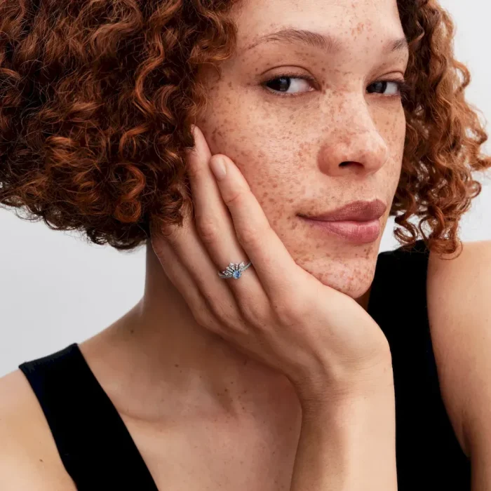 Disney Frozen's Queen Elsa & Princess Anna Ring Set - Image 5