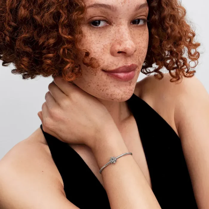 Snowflake Charm - Image 4