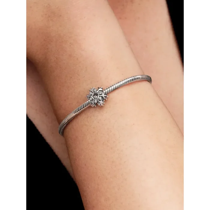 Silver Sparkling Bow Bracelet Set - Image 14