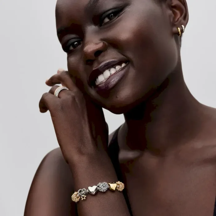 BE LOVE Engravable Heart Bracelet Set - Image 18