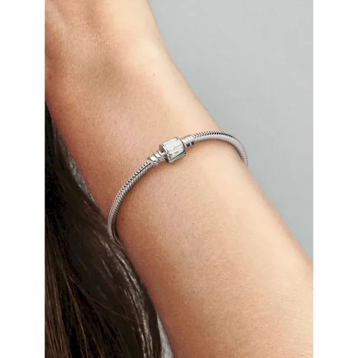 Deadpool and Wolverine Charm Bracelet Set - Image 5