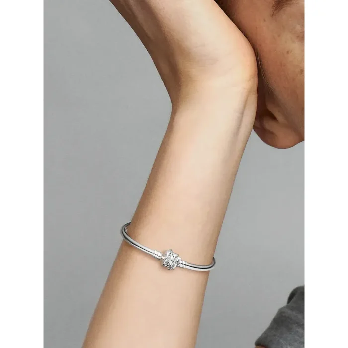 FINAL SALE - Pandora Moments Limited Edition Shooting Star Charm Bangle - Image 3