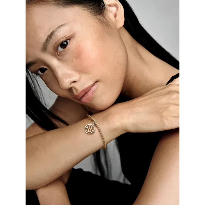 Two-tone Fú Spinning Dangle Charm - Image 2