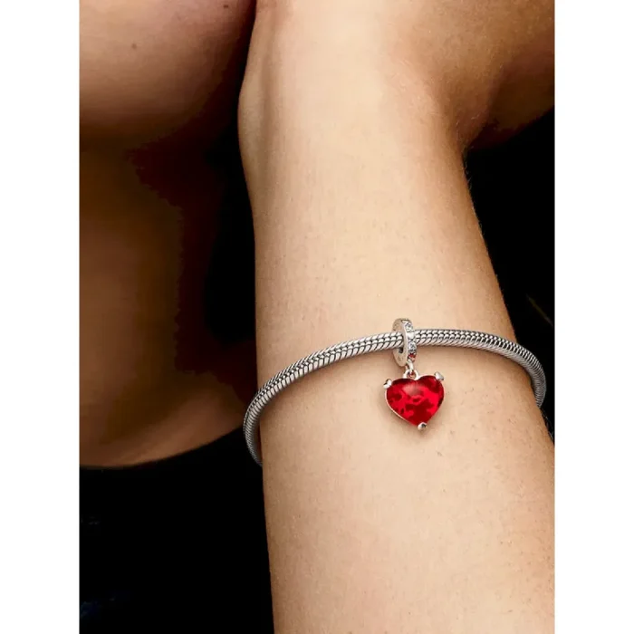 Disney Mickey & Minnie Mouse Kiss Red Murano Glass Dangle Charm - Image 2