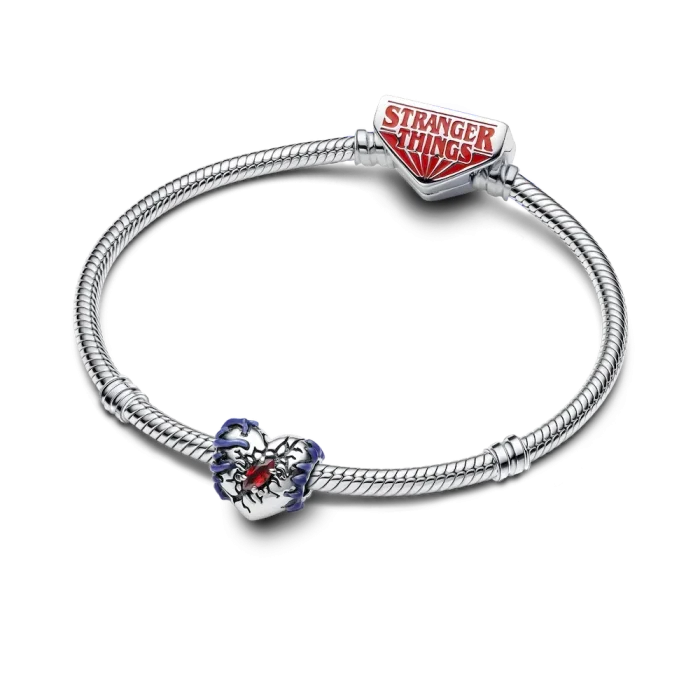 Stranger Things Glow-in-the-dark Heart Charm - Image 5