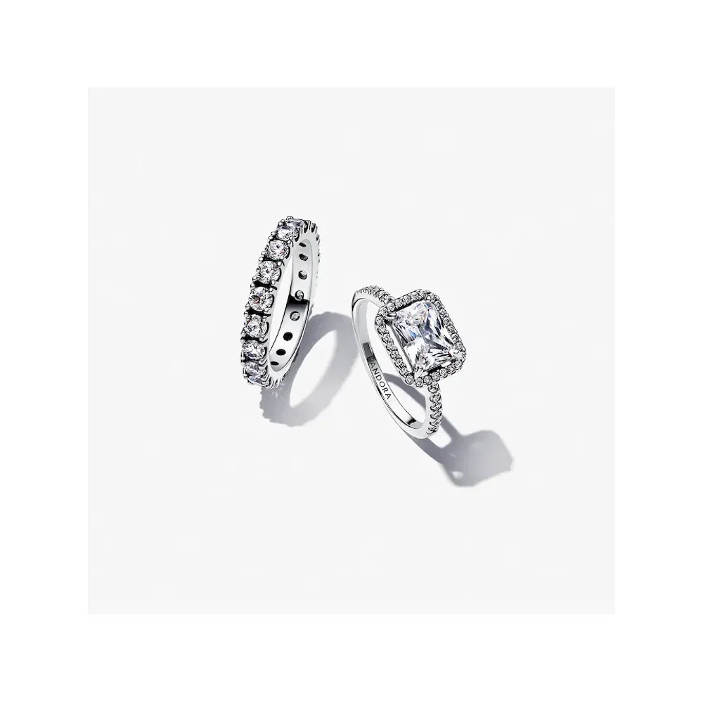 Sparkling Halo Ring Set