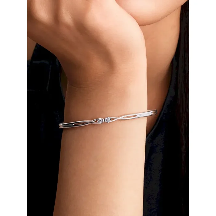 Pandora Infinite Sterling Silver Double-Facing Lab-grown Diamond Bangle - Image 4