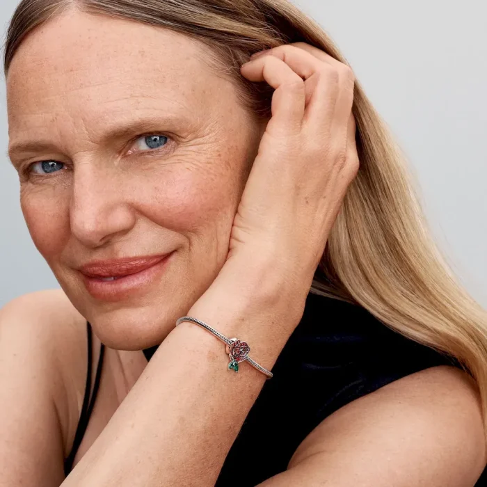 Roses Are Red Charm Duo - Image 10