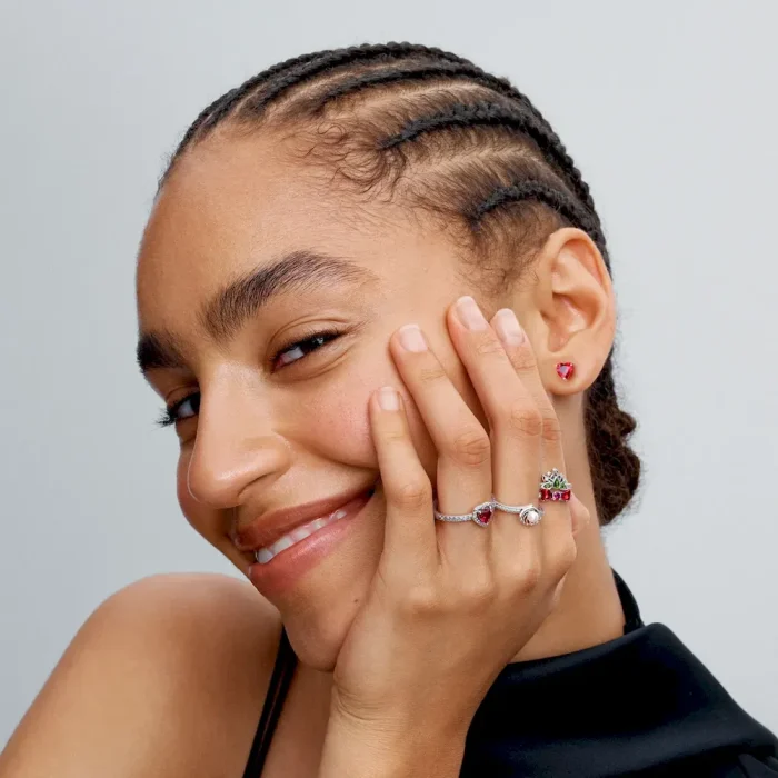 Sparkling Red Heart Ring Set - Image 6