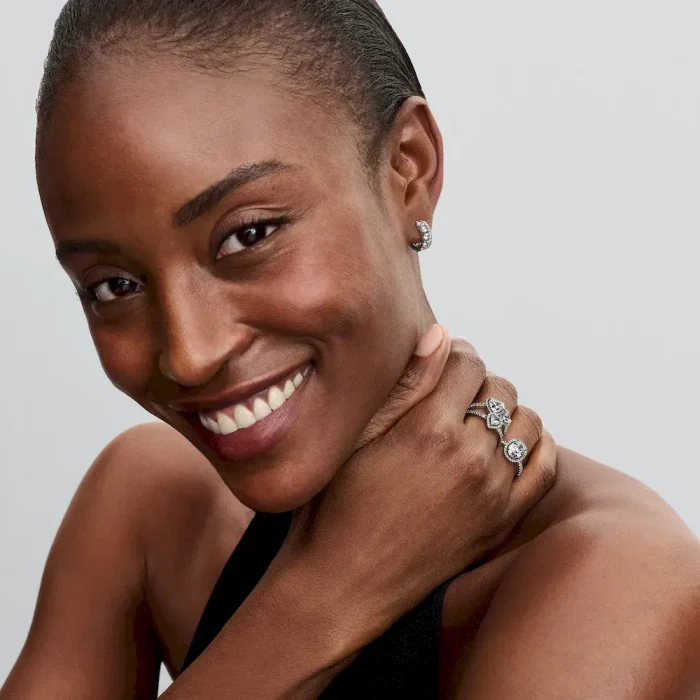 Embracing Halo Jewelry Set - Image 11