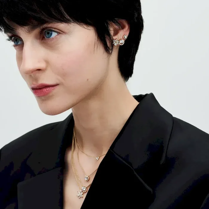 Sparkling Elevated Heart Stud Earrings - Image 5